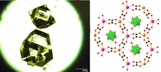 Left: Zhemchuzhnikovite crystal sample (Image: Igor Huskić, Friščić Research Group, McGill University) Right: Chemical structure of the mineral (Image: Luzia Germann, Dinnebier Research Group, MPI Stuttgart and Igor Huskić, Friščić Research Group, McGill University)